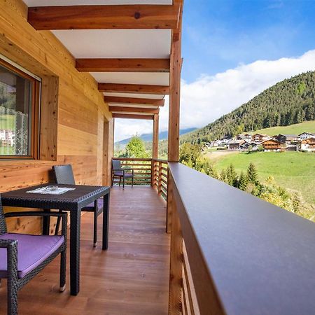 Apartments La Rives Santa Cristina Val Gardena ภายนอก รูปภาพ